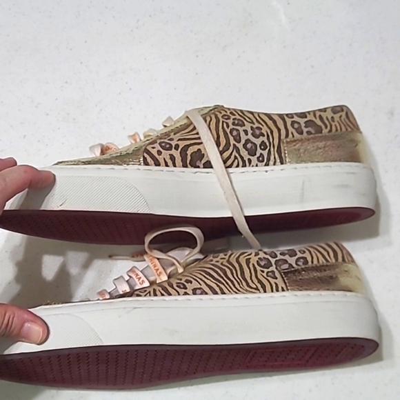 Sabrinas made in Spain gold animal print sneakers size EU 39 - Picture 2 of 13